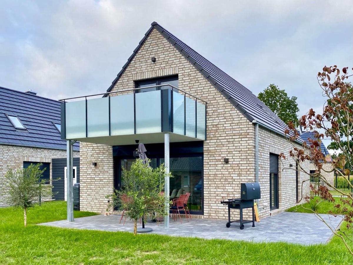 Ferienhaus Moin. Am Harkebruegger See Mit Sauna Barssel  Exterior photo