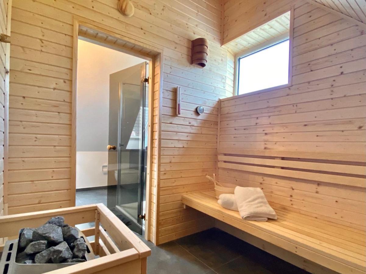 Ferienhaus Moin. Am Harkebruegger See Mit Sauna Barssel  Exterior photo